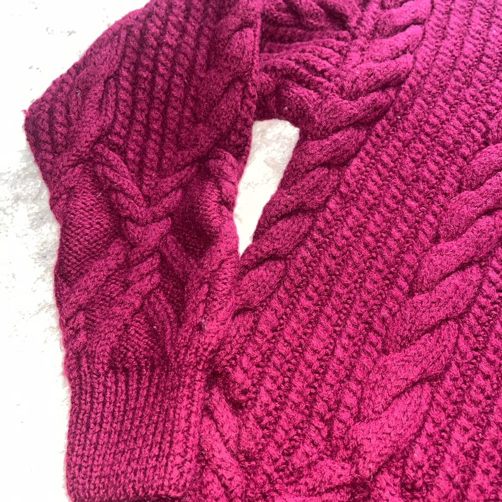 Christian Dior vintage 100% wool Burgundy Cable Knit hand knit Sweater medium - Picture 4 of 7